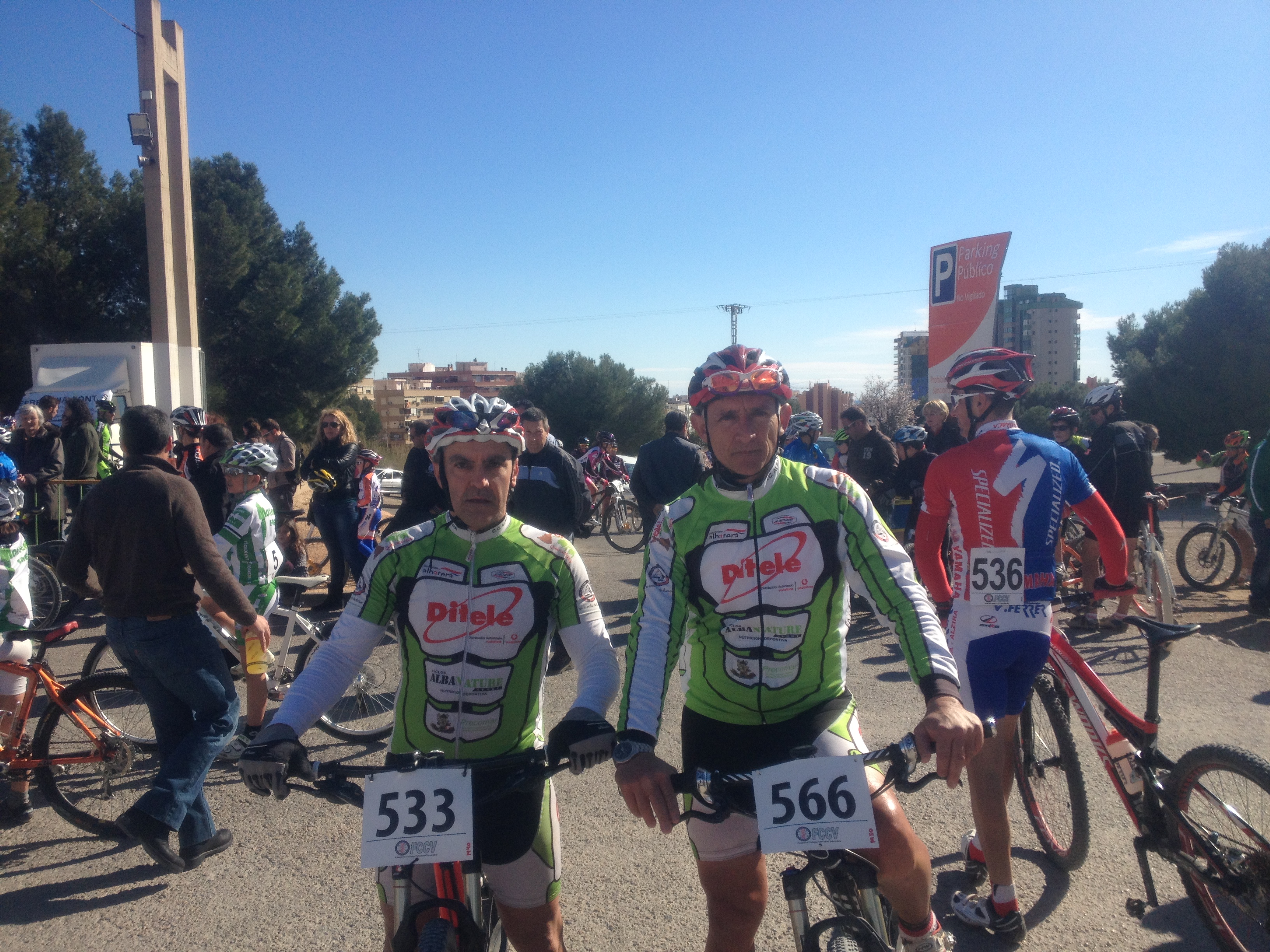 Casi y Miguel antes del inicio de la prueba